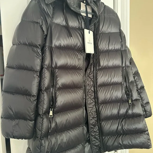 Moncler Suyen Hooded Down Parka - Picture 2 of 8